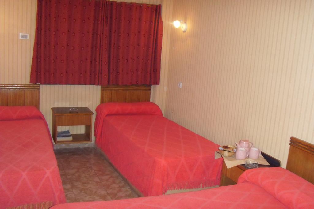 Hotel Embajador Ροσάριο Δωμάτιο φωτογραφία